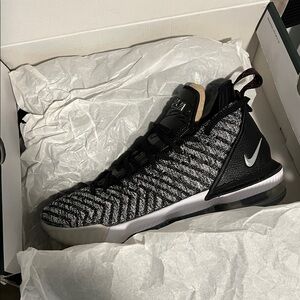 Nike Black and Gray High-Top Sneakers